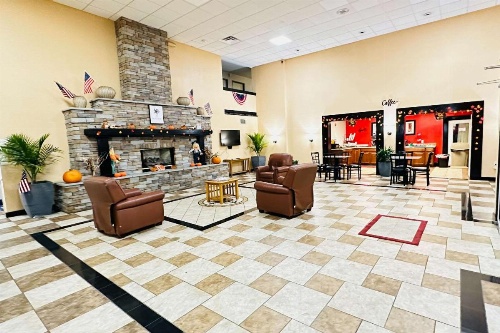 Econo Lodge image 9